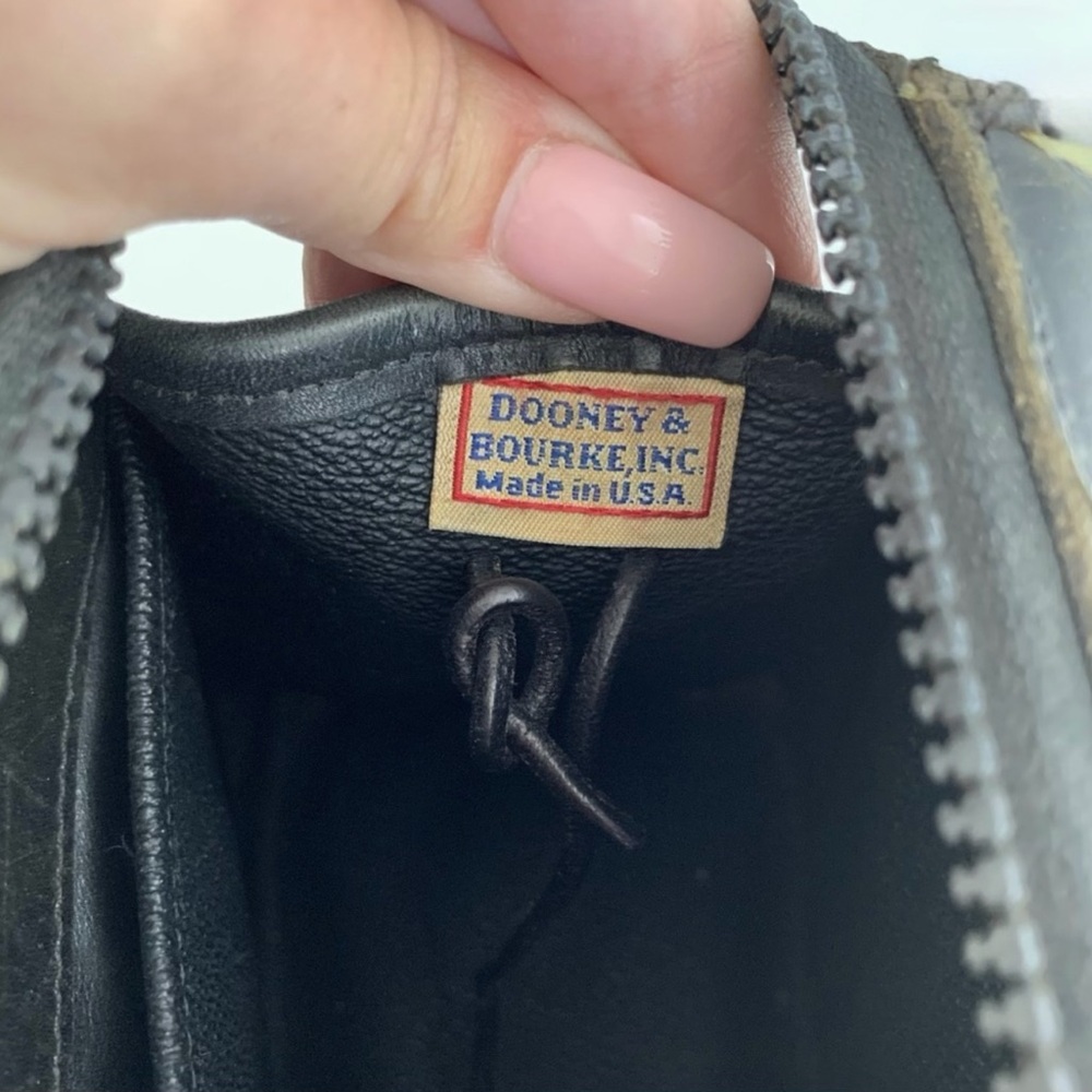 Vintage Dooney & Bourke All Weather Leather Doctors Bag/Handbag - Picture 9 of 11